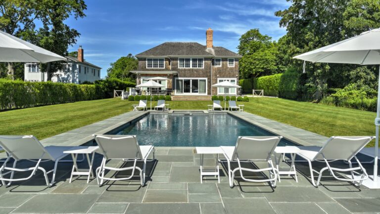 Summer rentals in Hamptons are down 30%