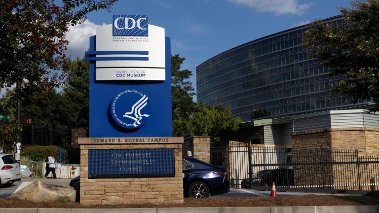 The debate on the vaccine and public health explained