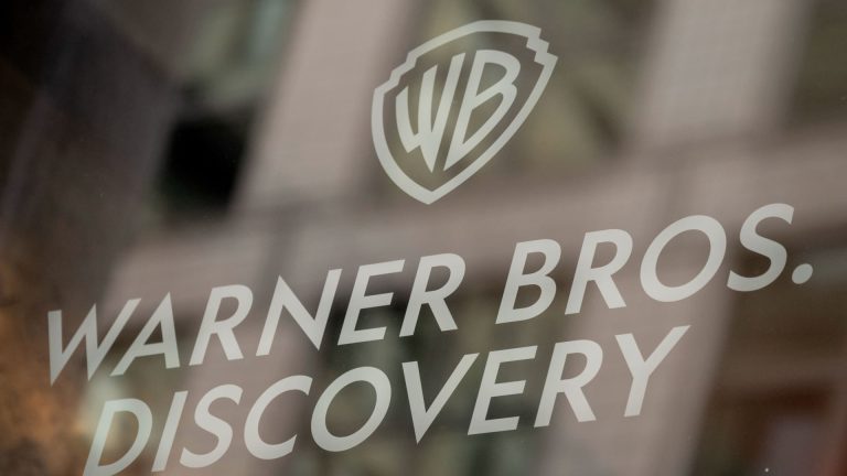 Warner Bros. Discovery Stock flies after the Paramount report is preparing an offer