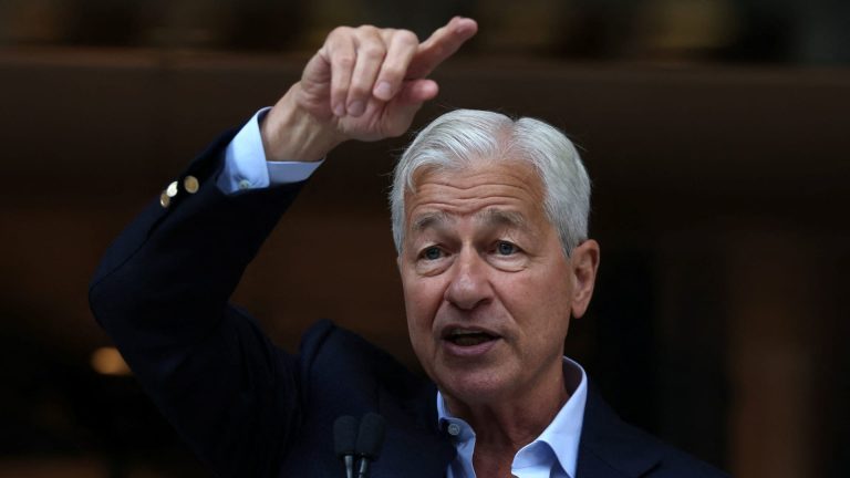 Solomon, Dimon, Pick weigh on the state of the economy