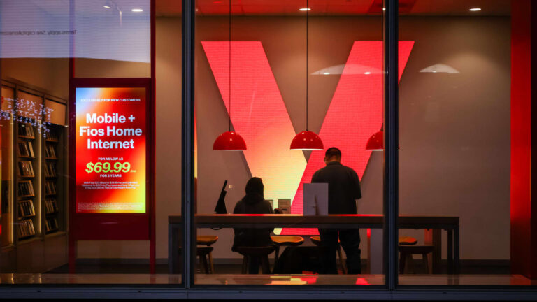 Verizon Chairman Mark Bertolini Says Board Needed to Revive Company