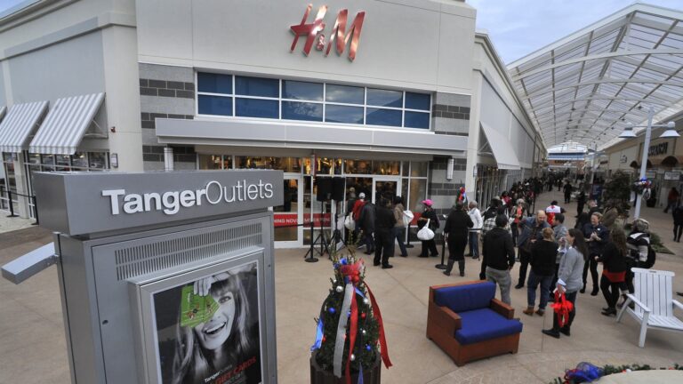 Tanger CEO Yalof says consumers continue to spend despite low confidence
